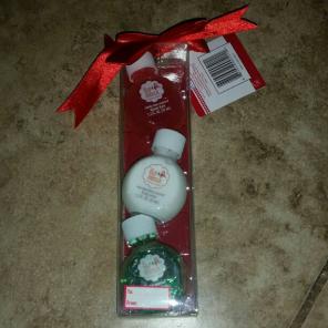 ELF ON A SHELF BATH TRIO NEW IN BOX