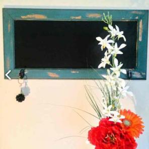 Kitchen key chain holder & chalk board~