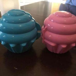 Tupperware Cupcake Holders