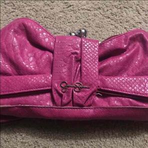 Jessica Simpson clutch