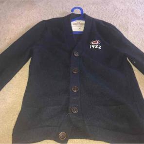 Hollister cardigan