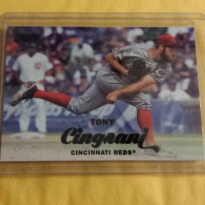 2017 Stadium Club Reds Tony Cingrani blk