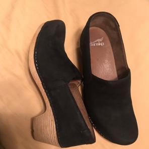 Dansko 40 Clog. Fits A Size 9