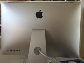 Apple 27 Inch IMAC 2011 Model