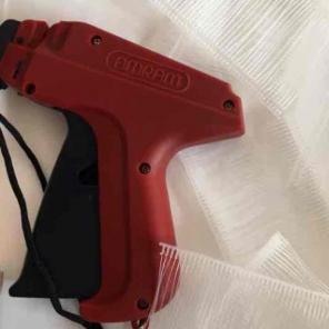 Price tagging gun