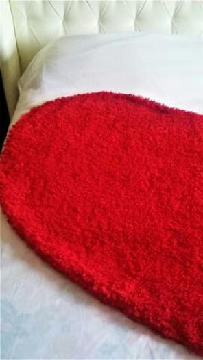 Intimate Hearts mattress protector