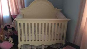 Baby Crib dresser and mattress for sale