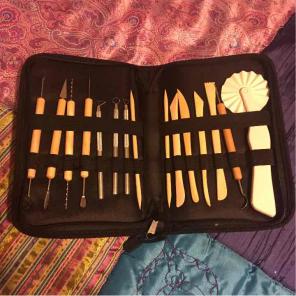 Pottery/ceramics utensils