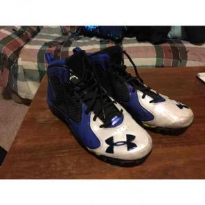 Under armor football cleats