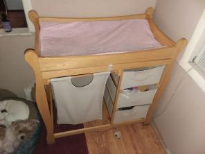 Changeing table