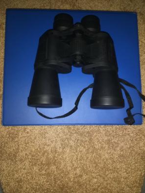 Vivitar 7x50 binoculars with case