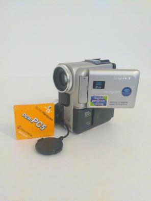 Sony Handycam DCR-PC5 MiniDV camcoder