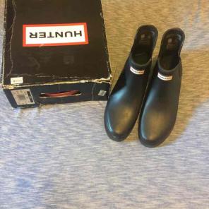 HUNTER BOOTS