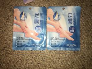 2 Feet Mask Treatments