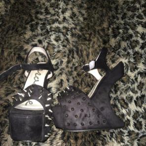 Black Wedges