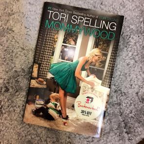 Hardcover Book: Mommywood, Tori Spelling