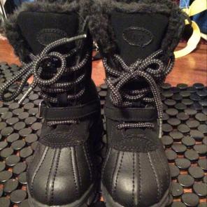 Lugz Boots W/Furr Lining