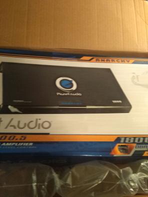 1800 watt planet audio 5channel amp