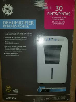 GE 30 Pint Dehumidifier....Like New