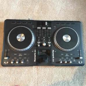 Numark iDJ3 controller