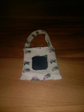 American Girl Doll White Handbag :)