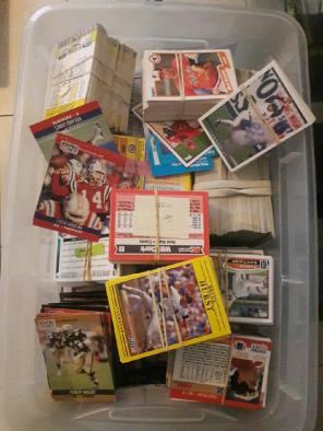 Baseball/football cards