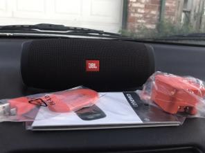 JBL Charge 3