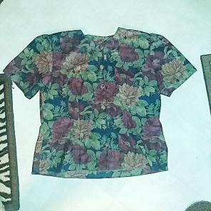 Vintage button top