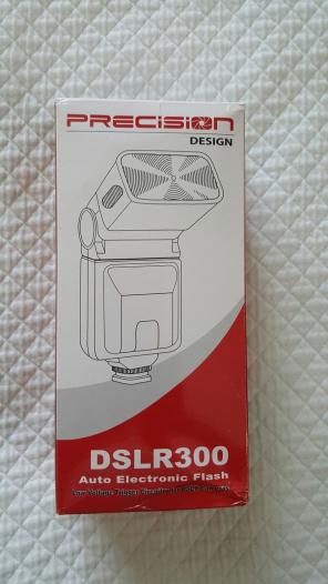 NEW Precision DLSR300 High Power Flash