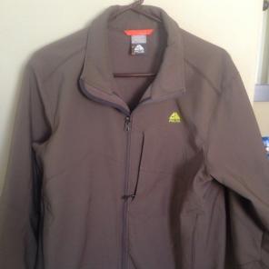 Nike ACG Therma Fit Size Large