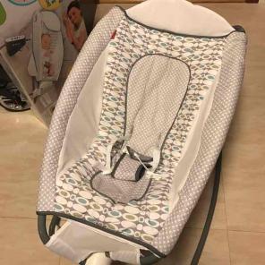 Fisher-Price Auto Rock 'n Play Sleeper