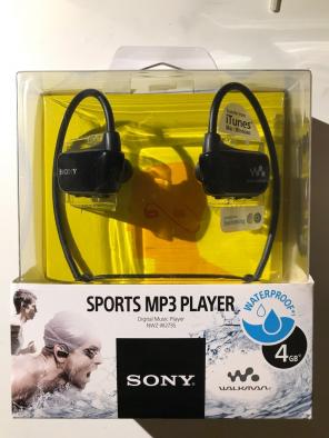 SONY Black Bluetooth Earphone