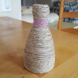 Small flower vase tan and pink