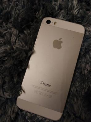 iPhone 5s - Needs to be gone asap