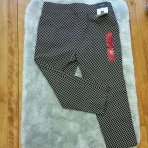 NWT Rafaella Capri