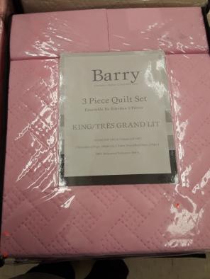 3-piece quilt set KING size Pink.