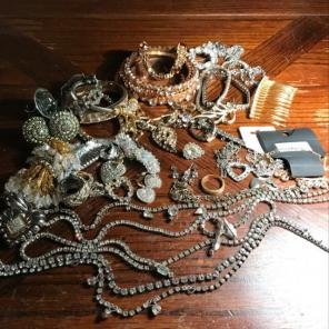 Lot Of Rhinestone VTG/new Jewelry