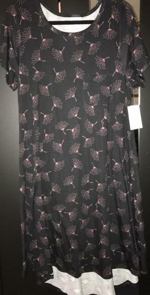 Medium Lularoe Carly