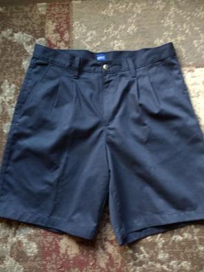 Basic Edition Men's Shorts Size 34W EUC