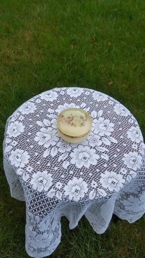 Italian alabaster jewelry holder