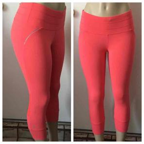Athleta Relay Capri size small