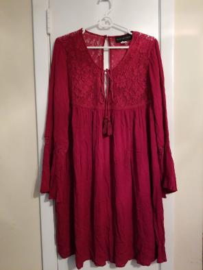 Long sleeved red tunic dress with tassel