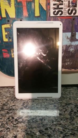 New Windows tablet/laptop 10.5'