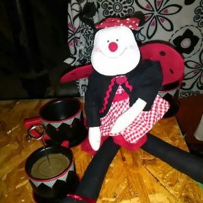 NWT Miss Country Ladybug & Bin