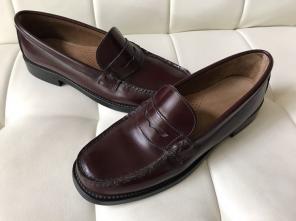 Weejuns Burgundy Penny Loafers
