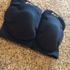 Oasics Knee Pads