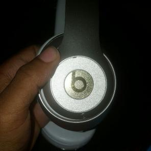 Dr.Dre beats studio wireless headphones