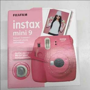 2 Instax Mini 9