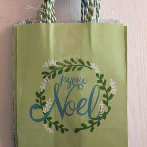 Set of 10 holiday gift bags