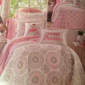 Full/Queen Quilt Nicole Miller Pink/Grey